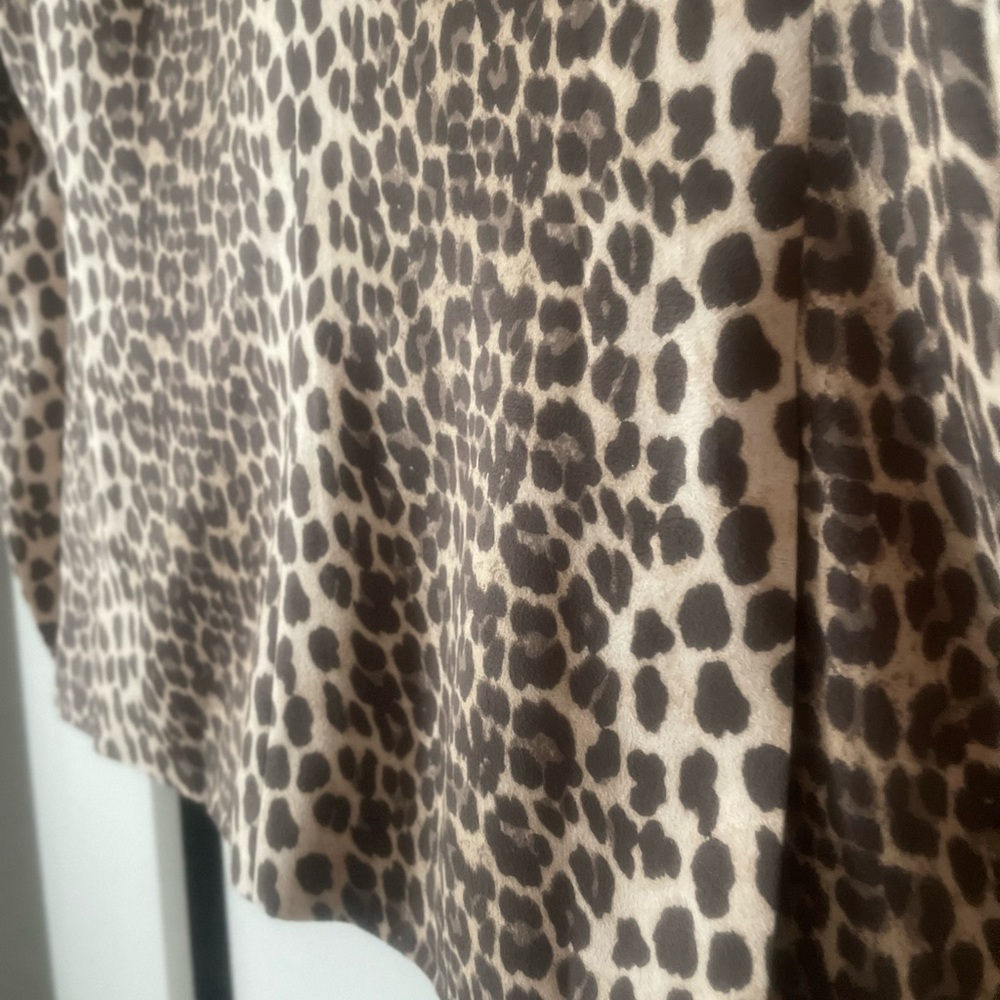 Leopard Coat - Picture 4 of 9